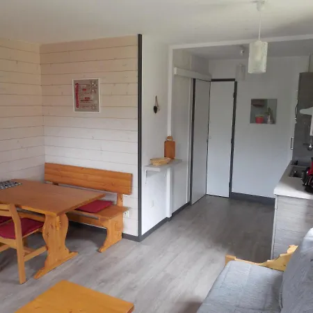 Lejlighed Belle Plagne 1 6 Pers Du Dimanche Au Dimanche Au Pieds